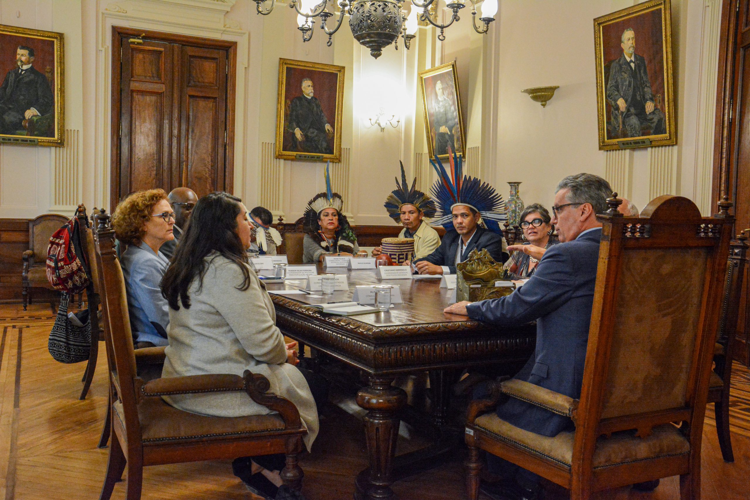 Representantes do Consulado dos EUA visitam Secretaria da Justiça e